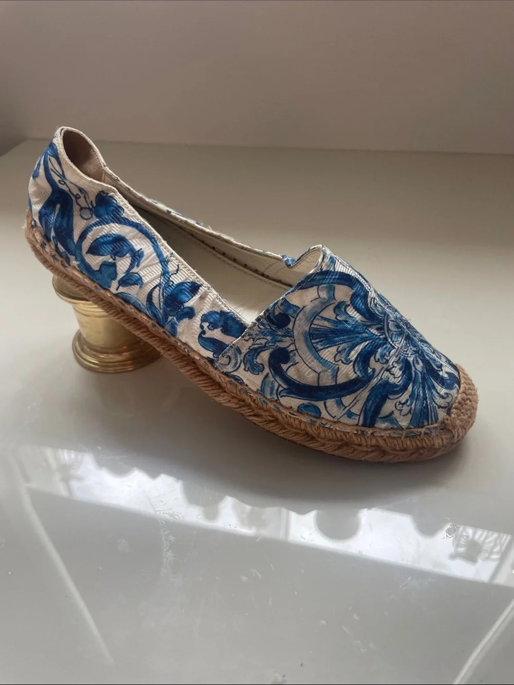 Dolce & Gabbana Blue and white maiolica canvas slip on espadriles sz 36